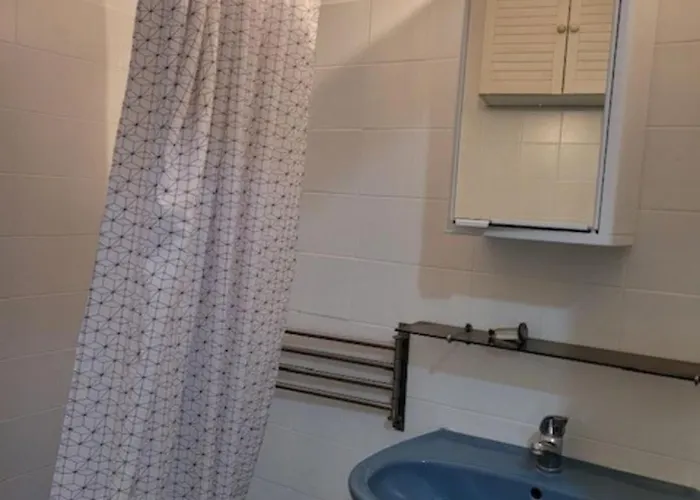 30 M With Terrace And Pool * Antibes